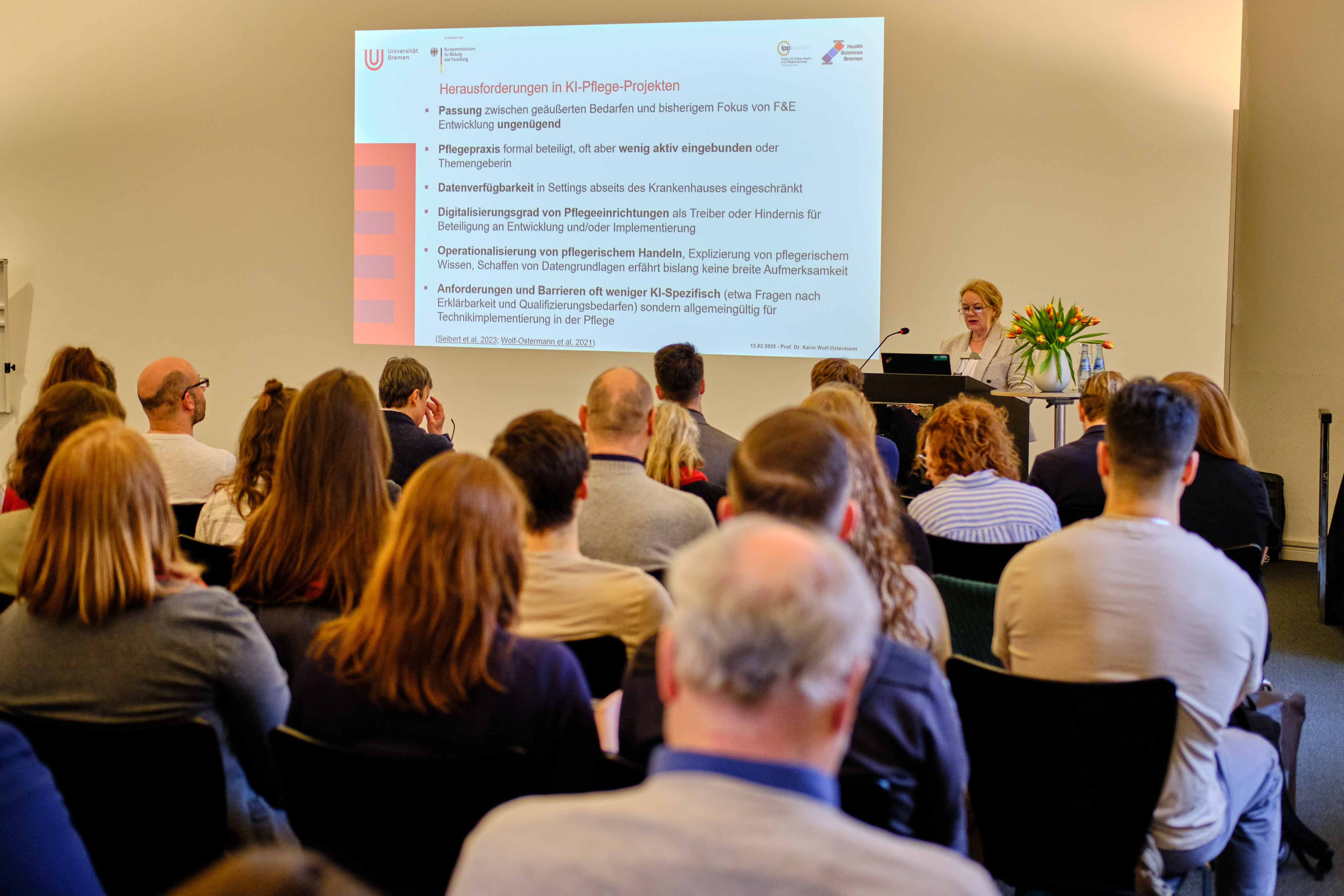 Begrüßung von Prof. Karin Wolf-Ostermann